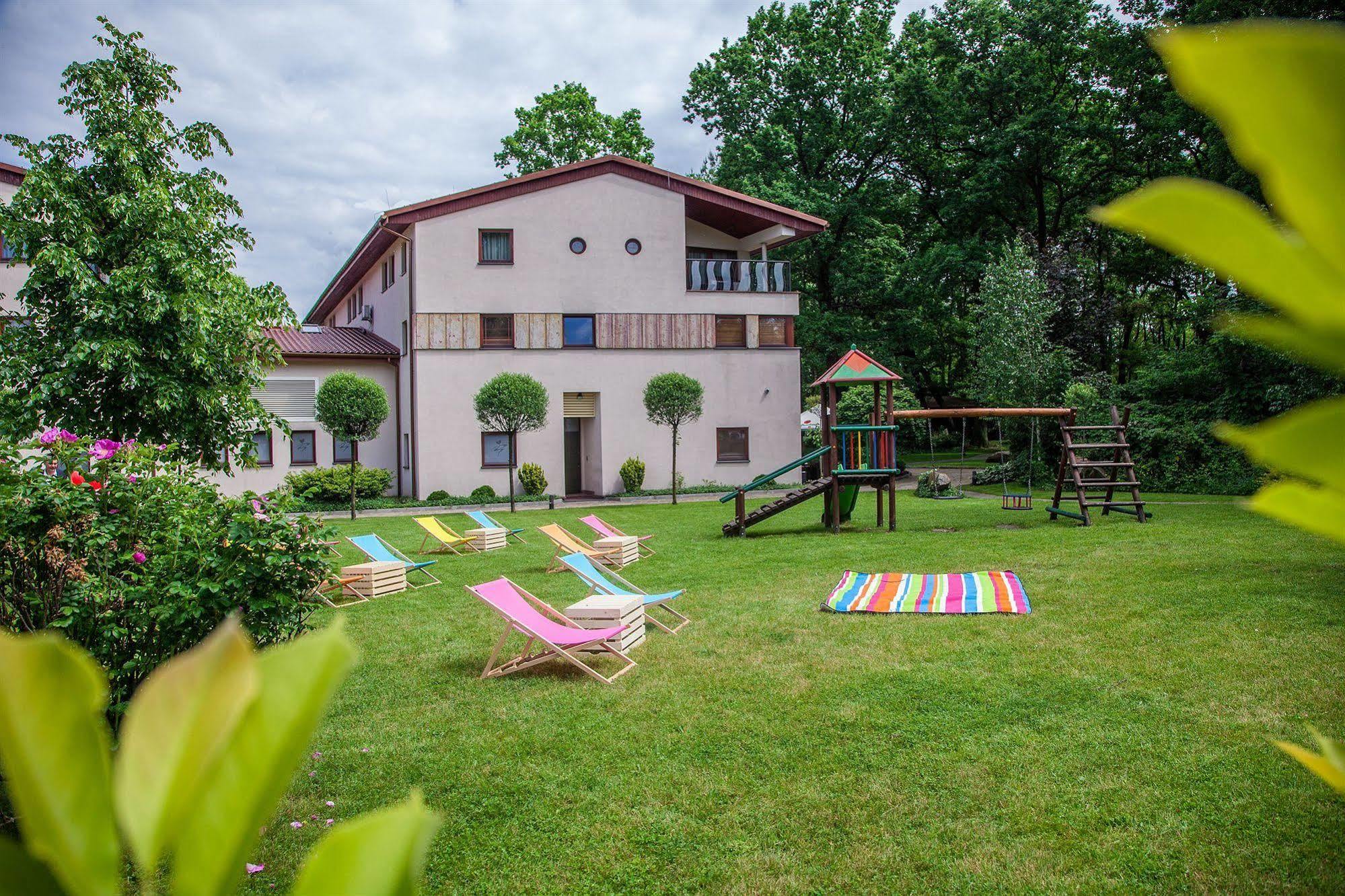 Farmona Hotel Business & Spa Cracovia Exterior foto